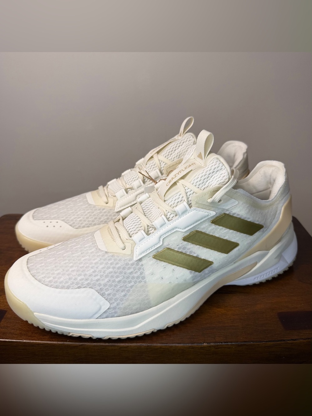 adidas Crazyflight 6 Women’s 12 Indoor Volleyball Off White Gold HP7026 New